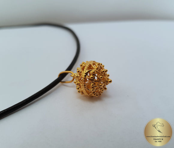 14k Gold Pendant, Croatian Filigree Ball Pendant, Dubrovnik Jewelry, Gold Filigree Pendant Necklace, Gold Bridal Jewelry, Vintage  Jewelry