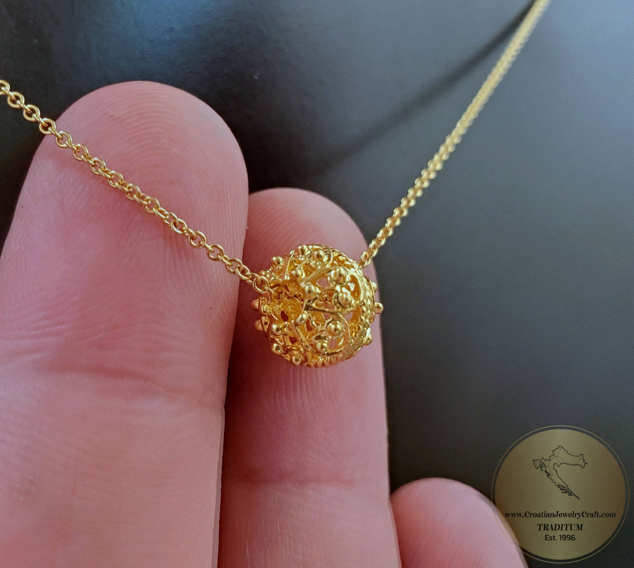 Gold Tone Zipper Slide Chain Lariat Necklace 30